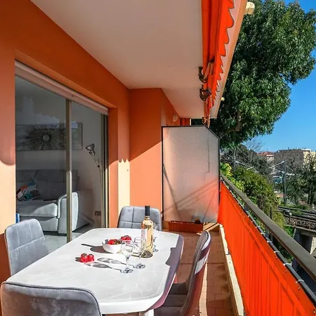 Apartament L'oranger - Terrasse - Parking Prive - Wifi *